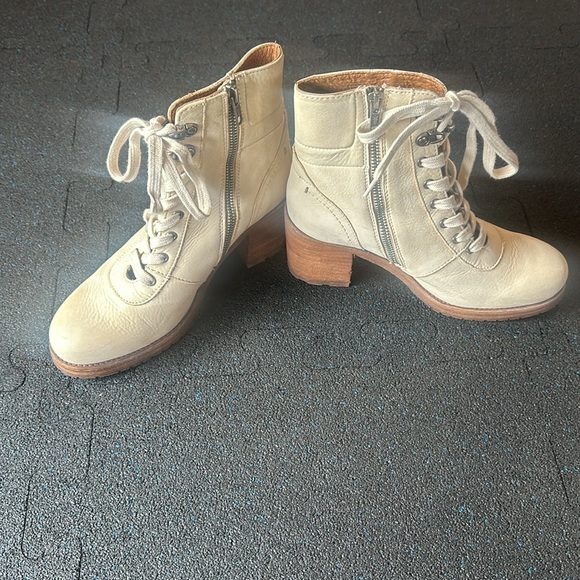 Frye Karen Hiker Leather Boot. - Picture 11 of 16